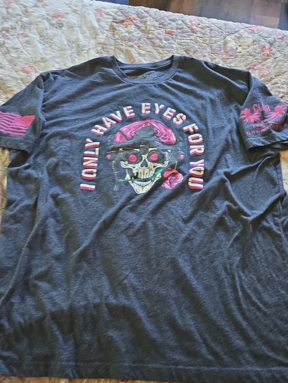 Grunt Style Dark Gray Short Sleeve Tee with Pink Skull Graphic